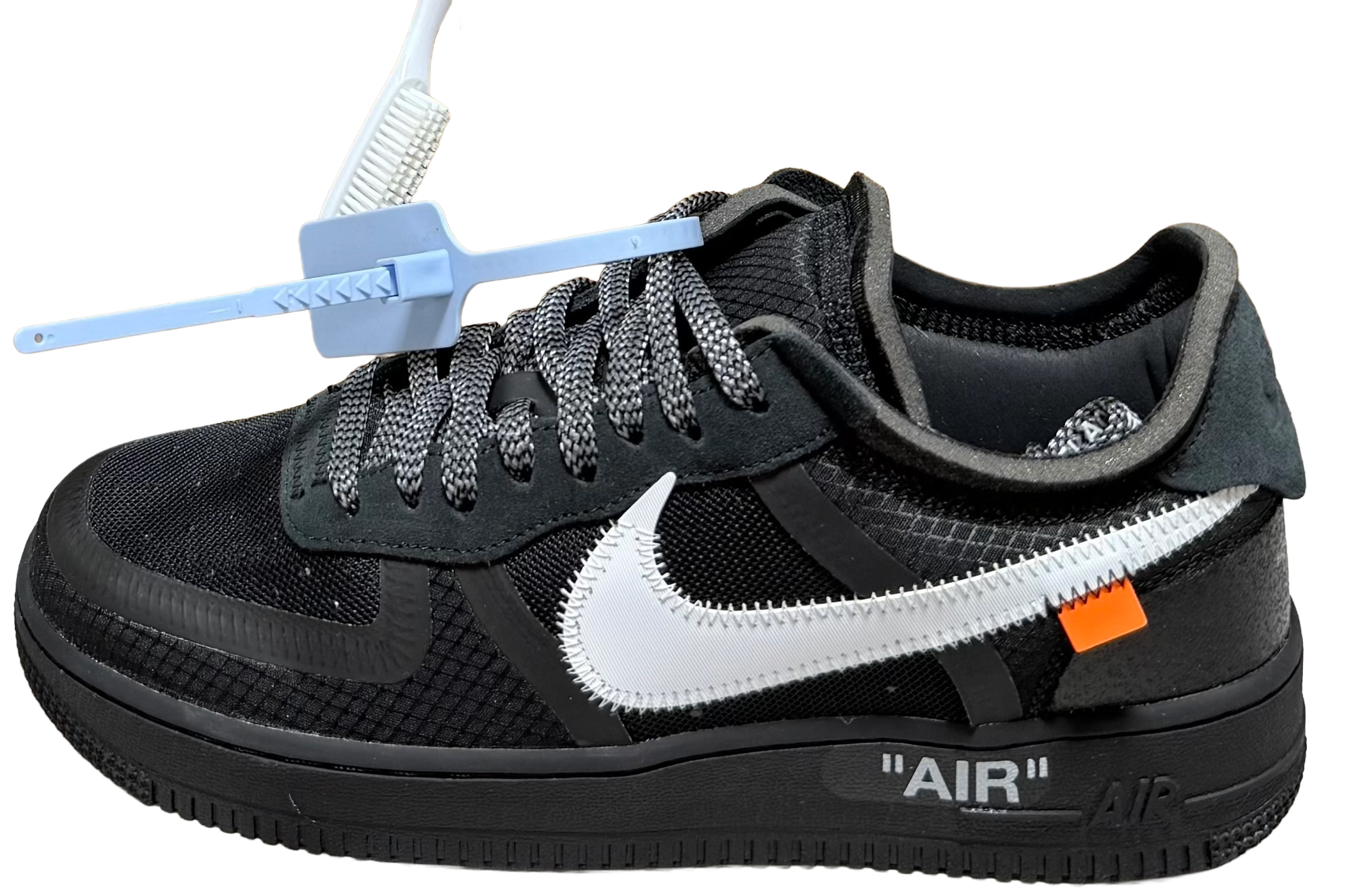 Off-White – GasZona