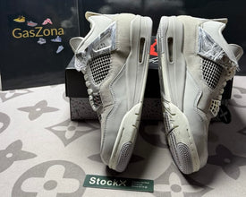 Jordan 4 Retro Frozen Moments