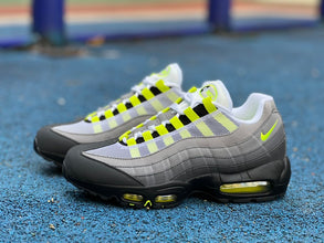 Nike Air Max 95 Neon