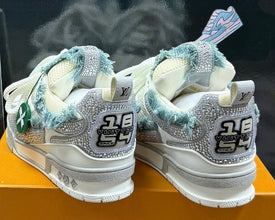 LOUIS VUITTON skate Horse Hair Gray White Diamond