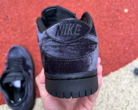 Dunk Low Triple Black Velvet