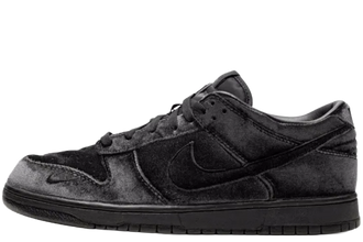 Dunk Low Triple Black Velvet