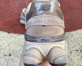 New Balance 9060 Mushroom-Timberwolf