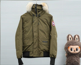 Canada Goose Chilliwack Bomber Heritage Khaki