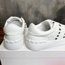 Valentino Rockstud Untitled White Gold