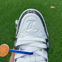 Louis Vuitton Trainer Monogram Denim Grey White