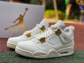 Jordan 4 Retro Metallic Gold