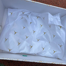 Jordan 4 Retro Metallic Gold