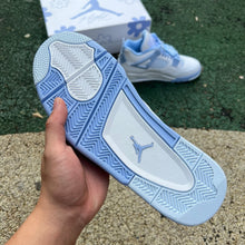 Jordan 4 Retro Forget Me Not