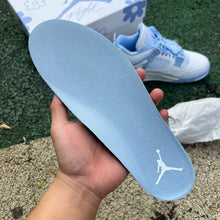 Jordan 4 Retro Forget Me Not